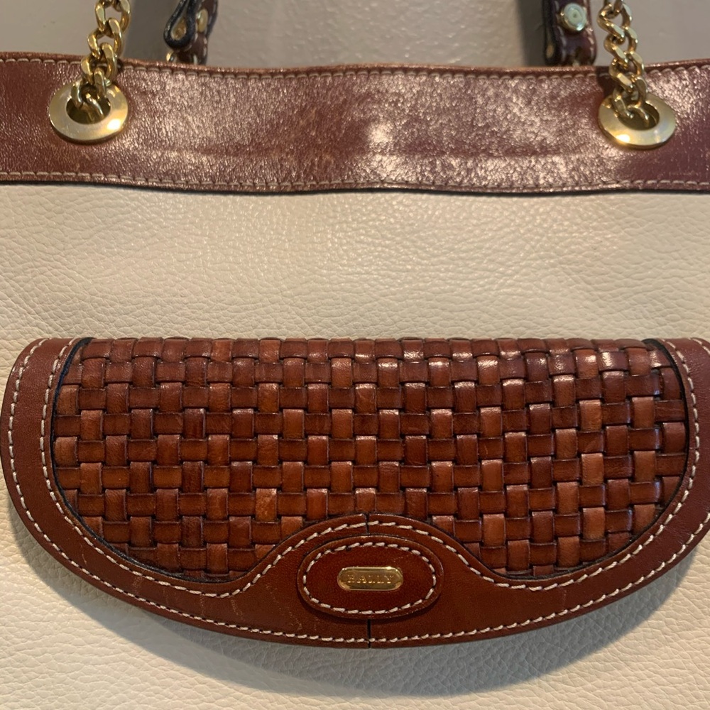 Vintage Bally shoulder Bag Gold Chain Accents - Picture 2 of 12